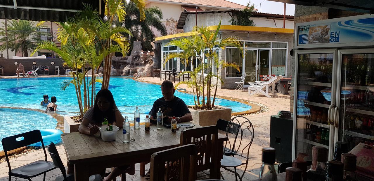 Ruysuk Hotel & Swimming Pool Udon Thani Ngoại thất bức ảnh